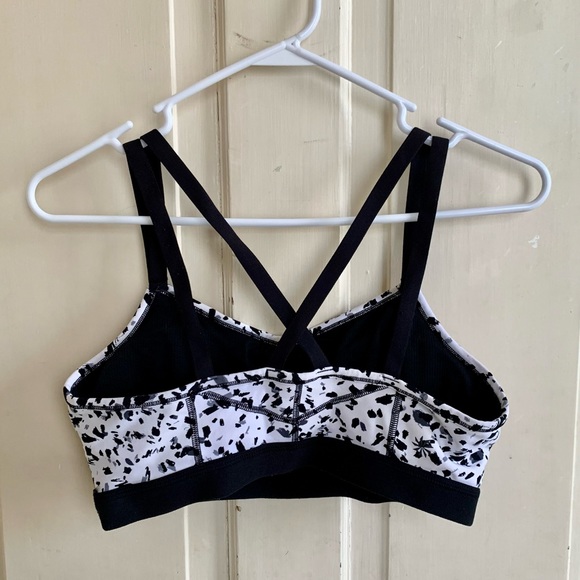 ATHLETA black and white speckled crisscross sports bra - Picture 8 of 14